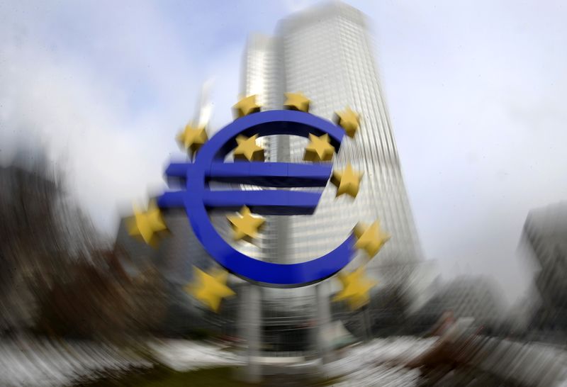 ECB keeps interest rates unchanged, as expected