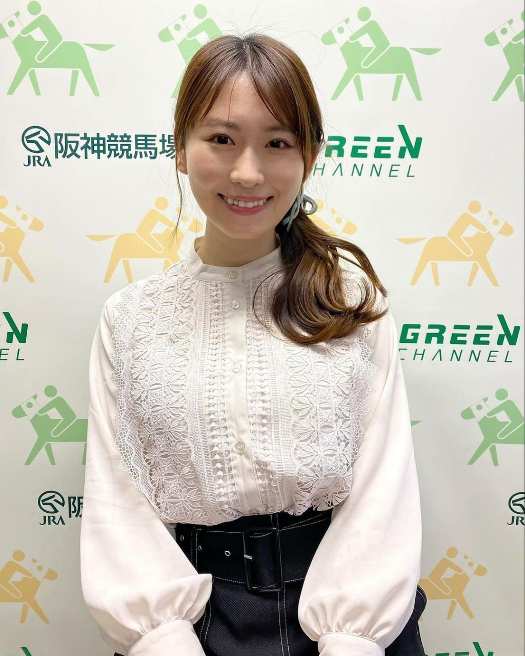 「坤嫂」濱口愛子嫁吳業坤前在日本當賽馬主播。