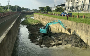 山陀兒颱風發布海警  陳其邁指示水利局全力防汛應變