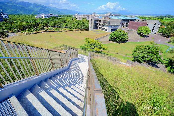 台東大學圖書資訊館