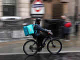 Deliveroo riders not entitled to collective bargaining, top UK court rules