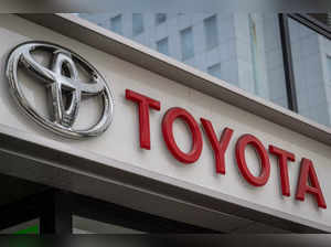 Japanese auto giant Toyota posts record net profit