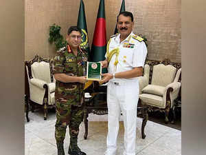 Indian Navy Chief Admiral Dinesh K Tripathi meets Bangladesh Army Chief in Dhaka