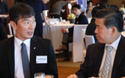 FSS vows to convince global firms to choose Korea over Singapore, Hong Kong 
