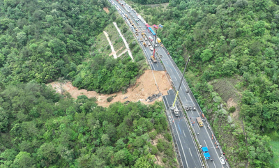 中國廣東高速公路坍塌釀24死  目擊者驚恐直說：第一次離死亡這麼近！