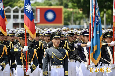 陸官校友鼓掌歡呼！賴清德：不為中華民國而戰就是「假黃埔」