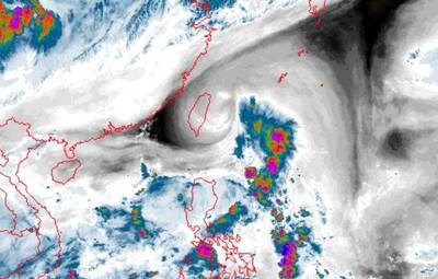 幽靈「冷心低壓」即將通過台灣 水氣雲圖曝千里大漩渦本體