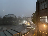 日月潭下雷雨舒緩旱象 彰化雷擊起火樹倒阻路