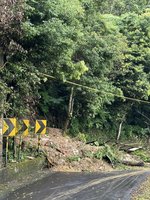 雨襲北市累計83件災情 四獸山松山路土石崩塌