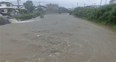 日本九州大雨新幹線區間停駛 當局籲24萬人避難