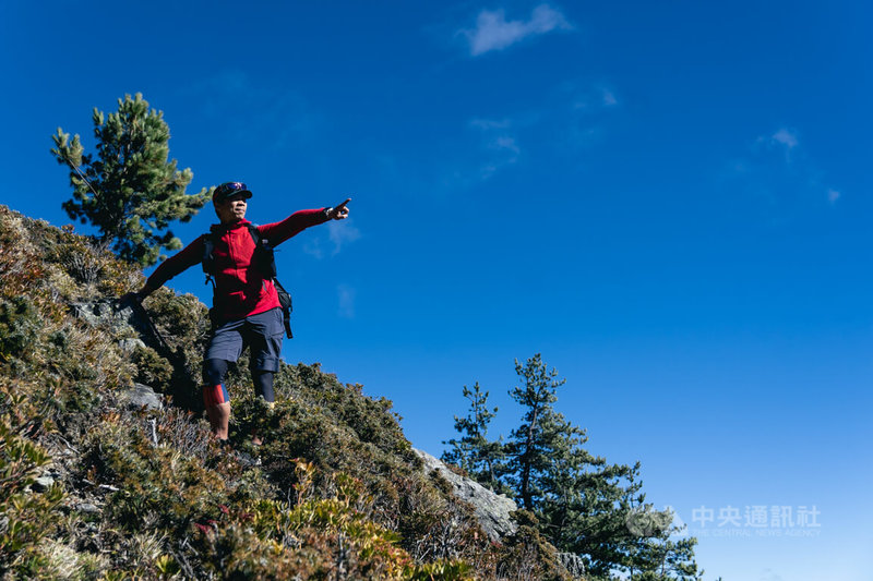 高山紀實節目「群山之島與不去會死的他們」第2季邀請台灣登山家，走出既定傳統路線。台灣攀登好手張國威（圖）成本季主角之一。（公視提供、攝影Katie Chen）中央社記者葉冠吟傳真 112年7月10日