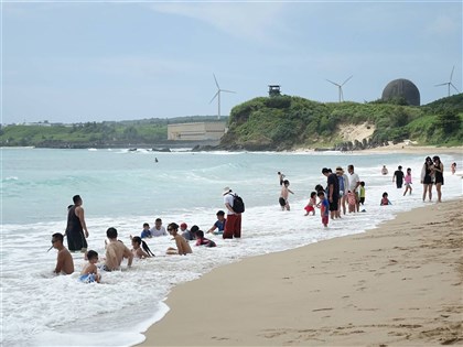 鄭明典：台灣有海風調節 不易有長時間極端高溫