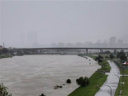 河堤只出不進最好就移車 北市盼民眾建立危機意識