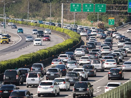 初一國道車多  國1南向楊梅至新竹等6處下午易塞