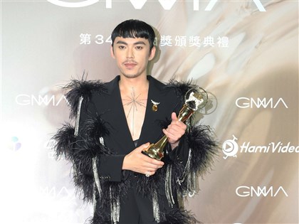 金曲34最佳華語男歌手獎 HUSH獲獎