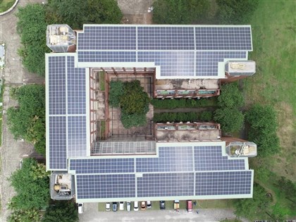 暨南國際大學設南投最大太陽能場 年可發電千萬度相當3000家庭用量