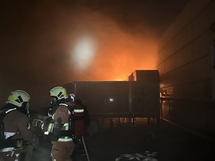 揚明光：新安廠出租緯創區域火警撲滅 復原前停工停班