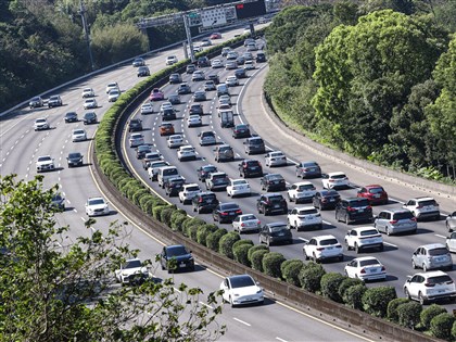 端午連假國道南向車潮估為平日1.4倍 好走時段出爐