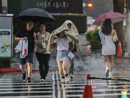 大台北19日防局部大雨 南海熱帶系統發展待觀察