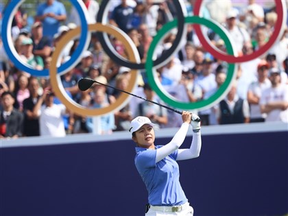 徐薇淩最終回合全力衝 力拚奧運女子高爾夫獎牌