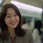 Lee Yoo-young in Gungmin Yeoreobun (2019)