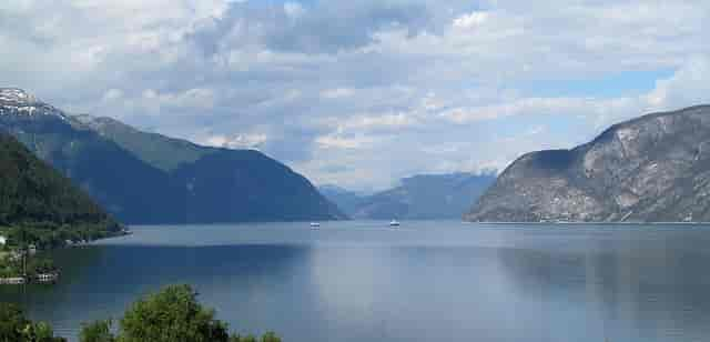 Sognefjorden ved Fodnes