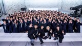 Official髭男dismと女子中学生150名。（写真提供：NHK）