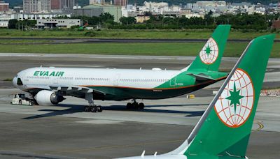 航空雙雄高空遇亂流！外資大砍5.4萬張 長榮航破月線朝37元迫降 - 自由財經