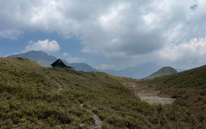 有便祕爬高山注意了！高山專家提醒腸壓高！便便更易「脫肛」