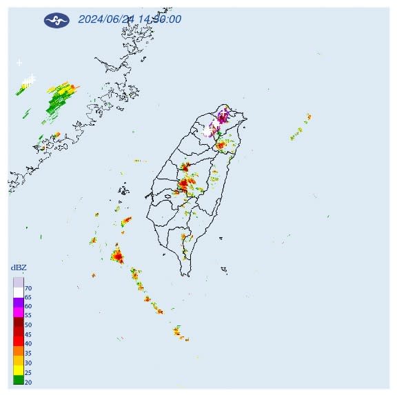 中央氣象署針對台北市、新北市、桃園市、新竹縣發布大雷雨示警。取自中央氣象署