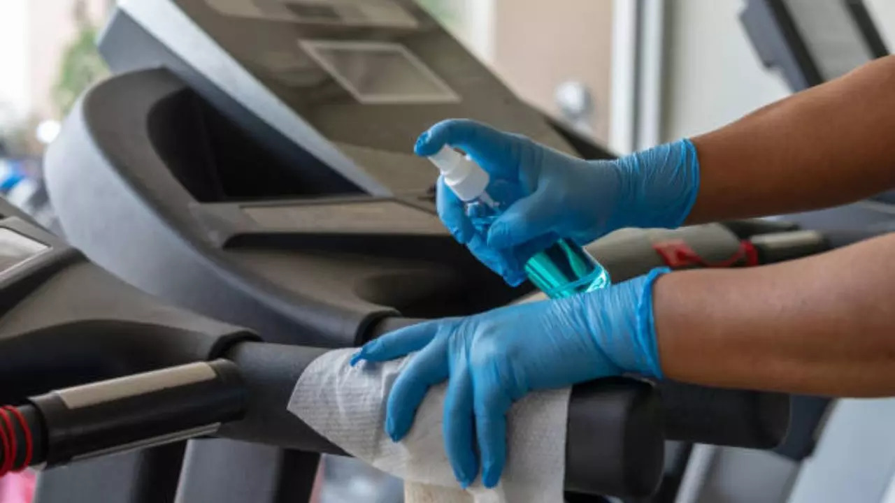 Five Ways To Keep Your Gym Clean To Keep Diseases At Bay