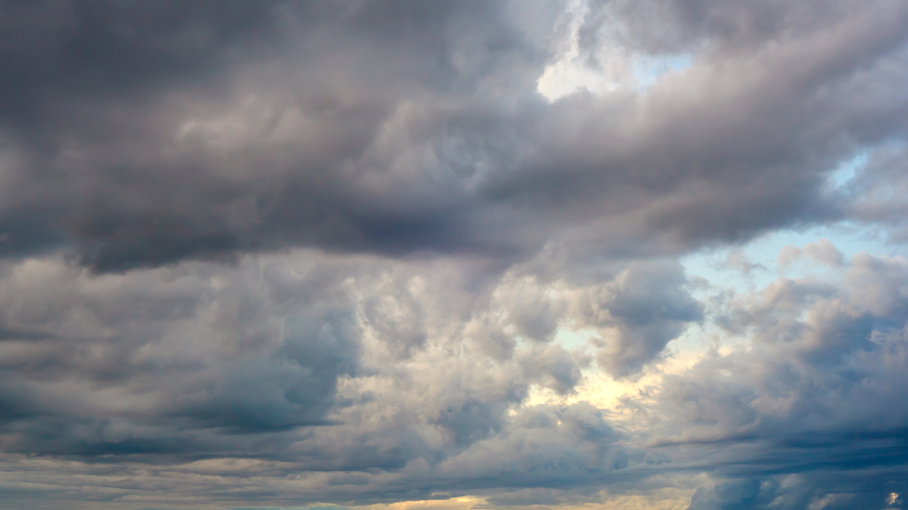 Ahmedabad Weather City Braces For Moderate Rain Today IMD Forecasts Week-Long Showers