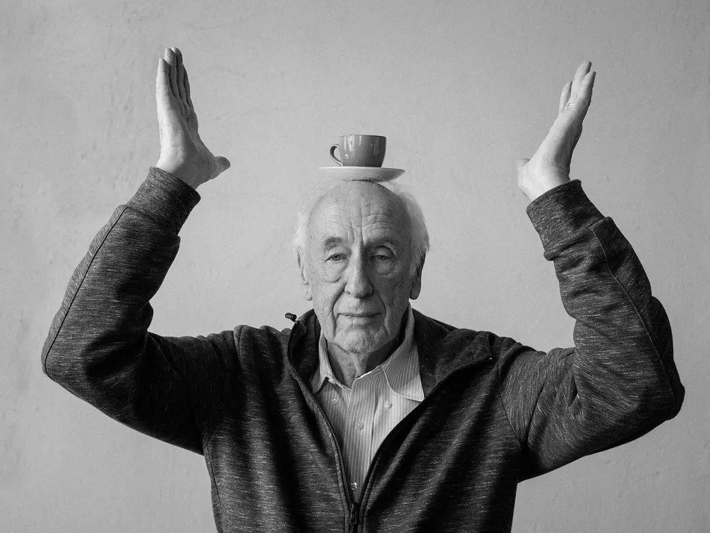 Who Was Thomas Hoepker German Photographer Known For Iconic 911 Snap Dies At 88