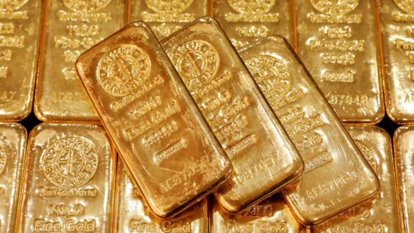 Gold shrugs off hawkish Powell to start data-packed week