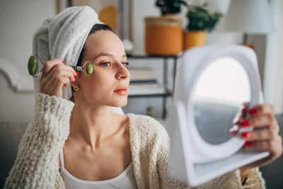 The ultimate guide to using essential oils and face rollers for acne-prone skin