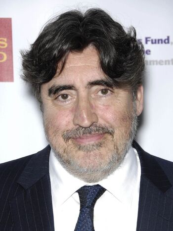 Alfred Molina