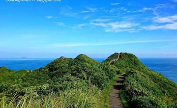 新北瑞芳│ 鼻頭角步道：漫步臨海稜線，從涼亭眺望東北角的遼闊山海景色