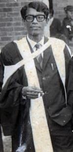 Thumbnail for File:Humayun Azad on his convocation day - 1970 (cropped).jpg