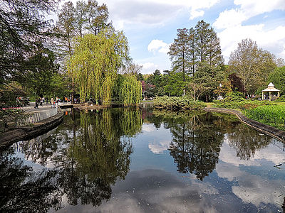 Lake at Dunavski park. Author: Dozon — Dušan Franić