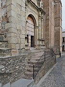 Puerta del Sol, Iglesia de Nuestra Señora de la Asunción (Aroche).jpg