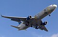 English: A Finnair MD-11 approaching the Helsinki Airport Suomi: Finnairin MD-11 laskeutumassa Helsinkiin