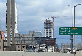 Interstate 794 East in Milwaukee County (October 2023) 02.jpg