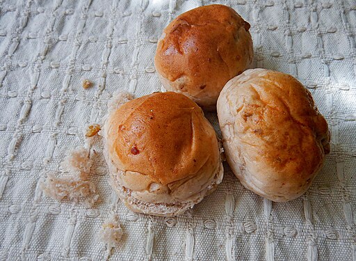 Panini 'bottoncini' con le noci