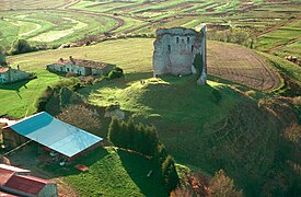 La tour de Broue à Saint-Sornin.jpg