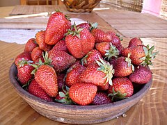 Español: Frutillas/Fresas English: Strawberries