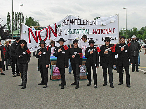 Against policy of education in France, 2003