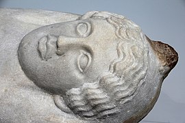 0 Sarcophage au visage féminin - AO 4807 - Louvre (1).JPG