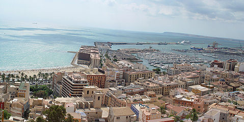 Català: Alacant, la ciutat i la mar Español: Alicante, la ciudad y el Mar Mediterráneo Français : Alicante, la ville et la Méditerrannée Deutsch: Alicante, die Stadt und das Mittelmeer English: Alicante, the city and the Mediterranean sea