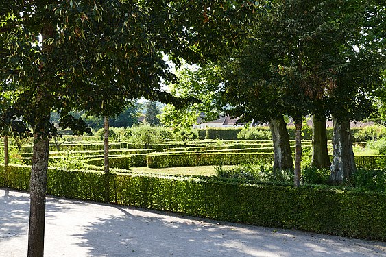 Heckensäle im Rokokogarten in Veitshöchheim