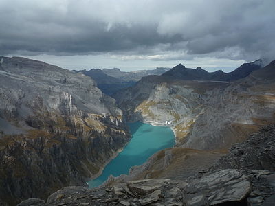 Limmernsee with the cablecar to erect the Muttsee dam by Caumasee